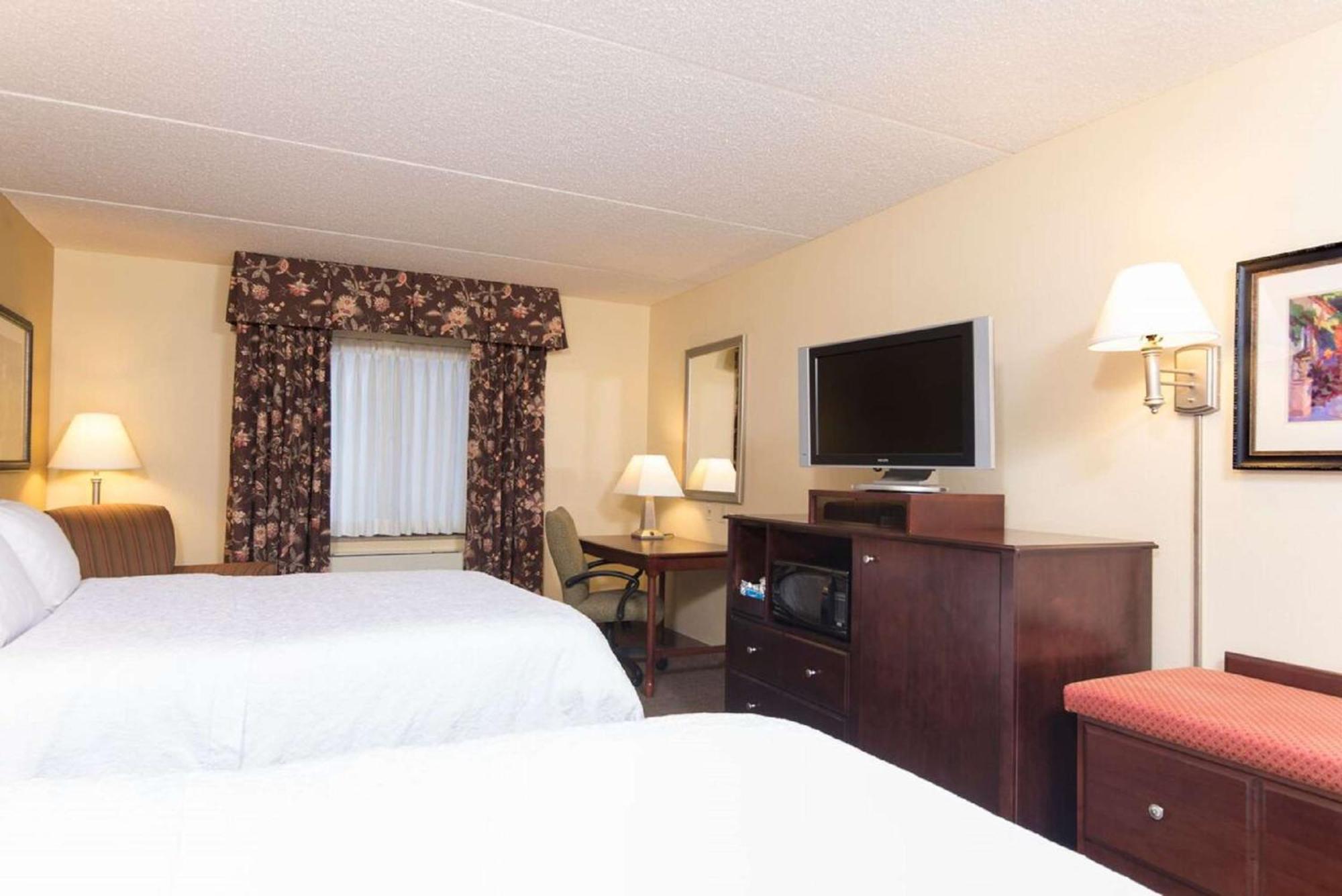 Hampton Inn Schenectady Downtown Exterior foto