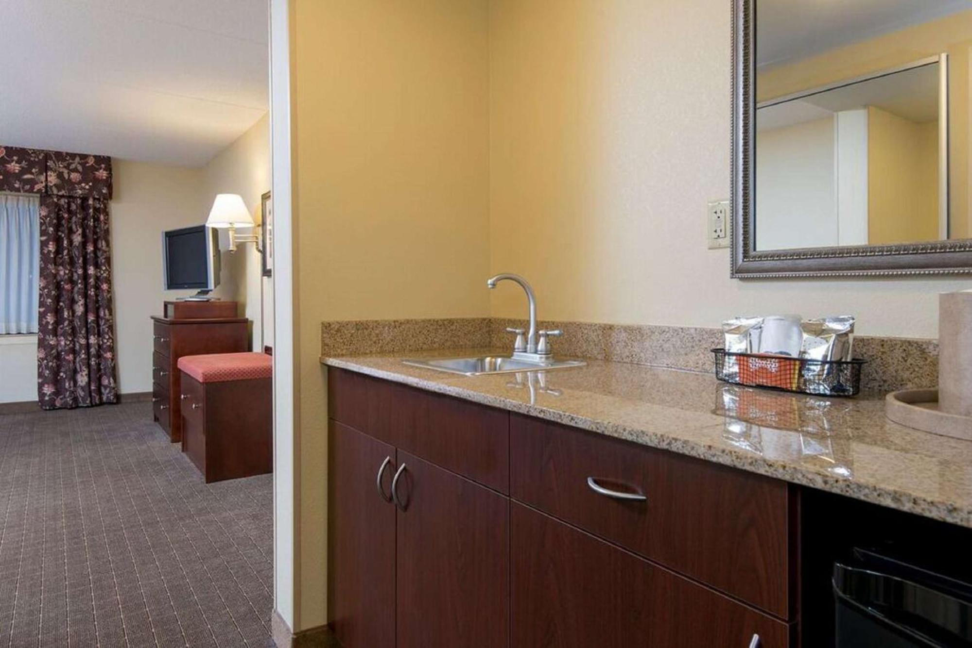 Hampton Inn Schenectady Downtown Exterior foto