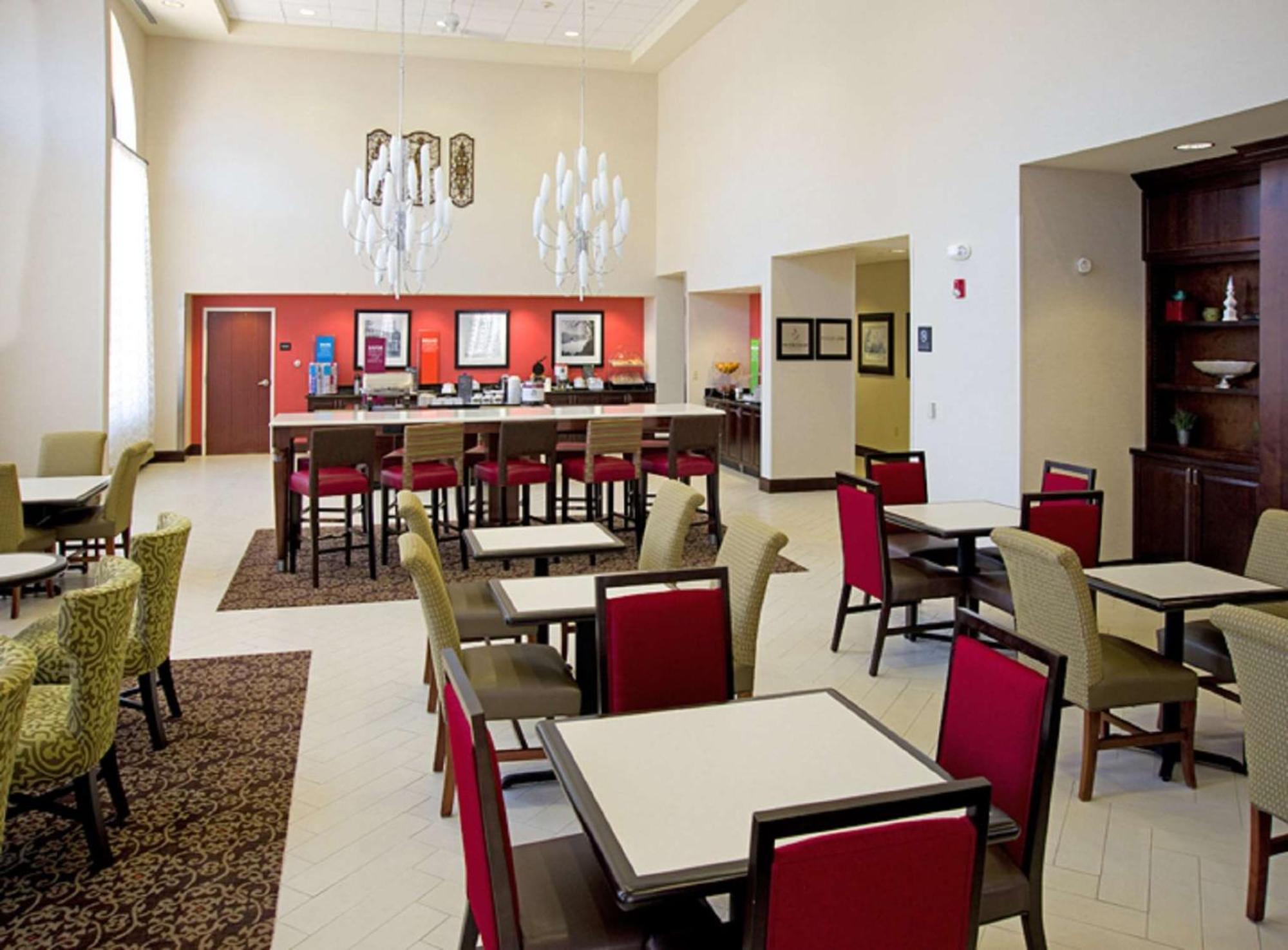 Hampton Inn Schenectady Downtown Exterior foto